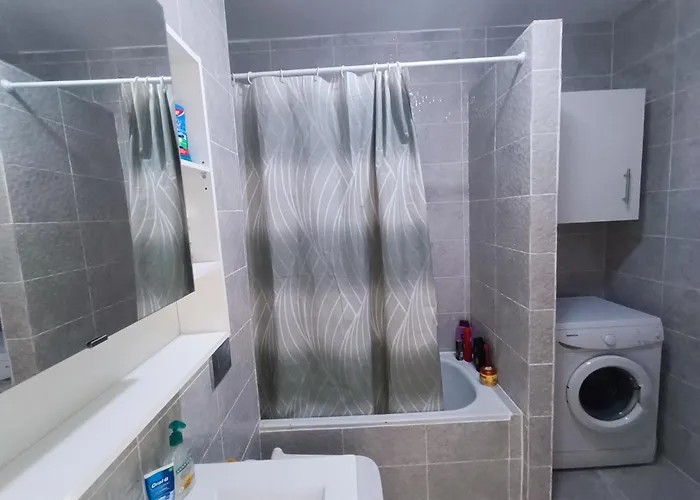 Ocean View 2 Bedroom Flat 塞图巴尔