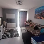 Ocean View 2 Bedroom Flat * 塞图巴尔