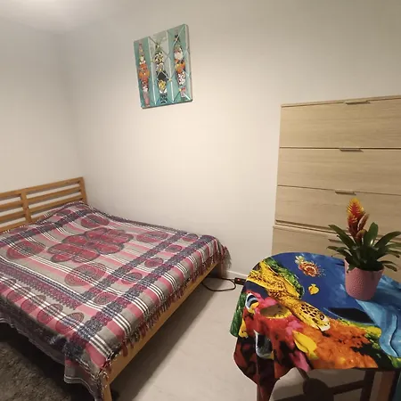 Ocean View 2 Bedroom Flat 塞图巴尔