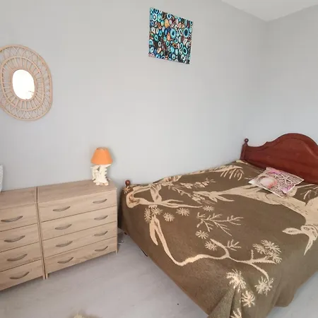 Ocean View 2 Bedroom Flat