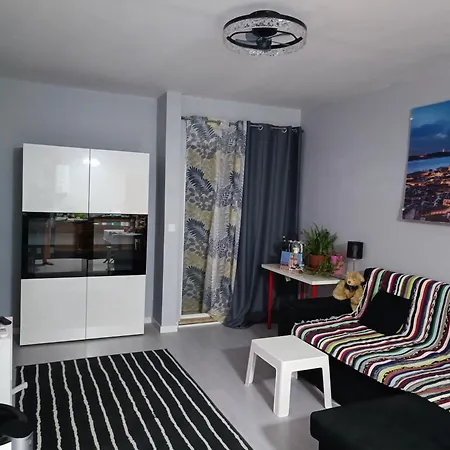Ocean View 2 Bedroom Flat شقة