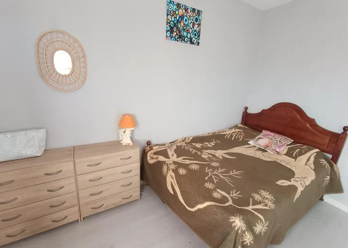 Ocean View 2 Bedroom Flat